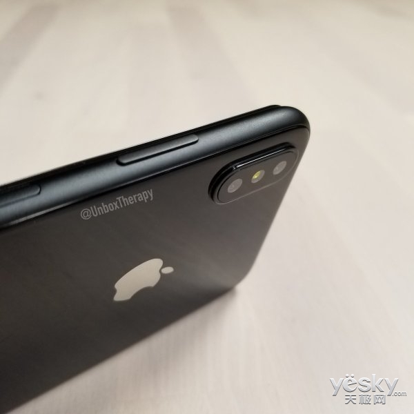 iPhone 7S/8ȫع:9³/4400Ԫ